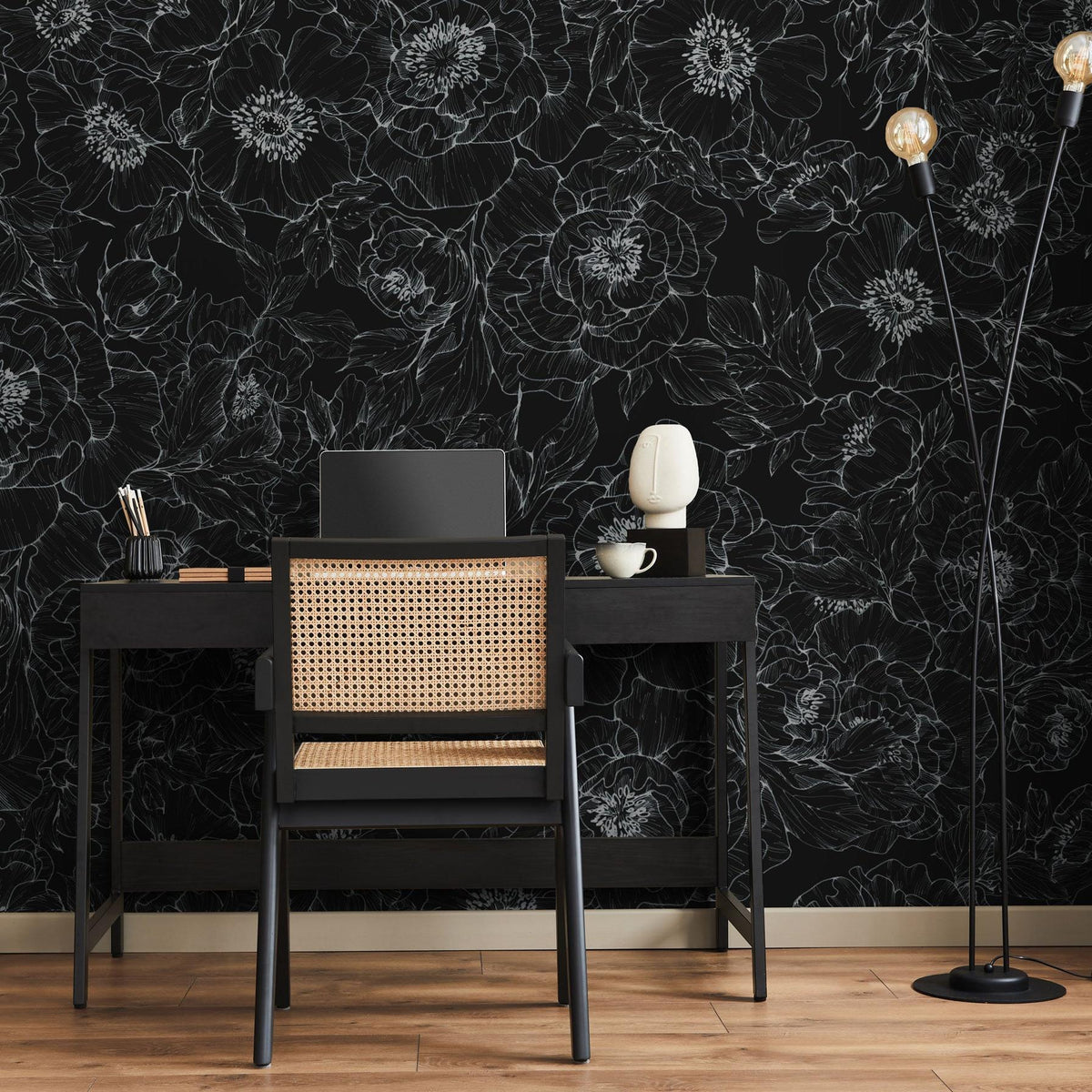 The Dutchess — Black &amp; White Floral Wallpaper