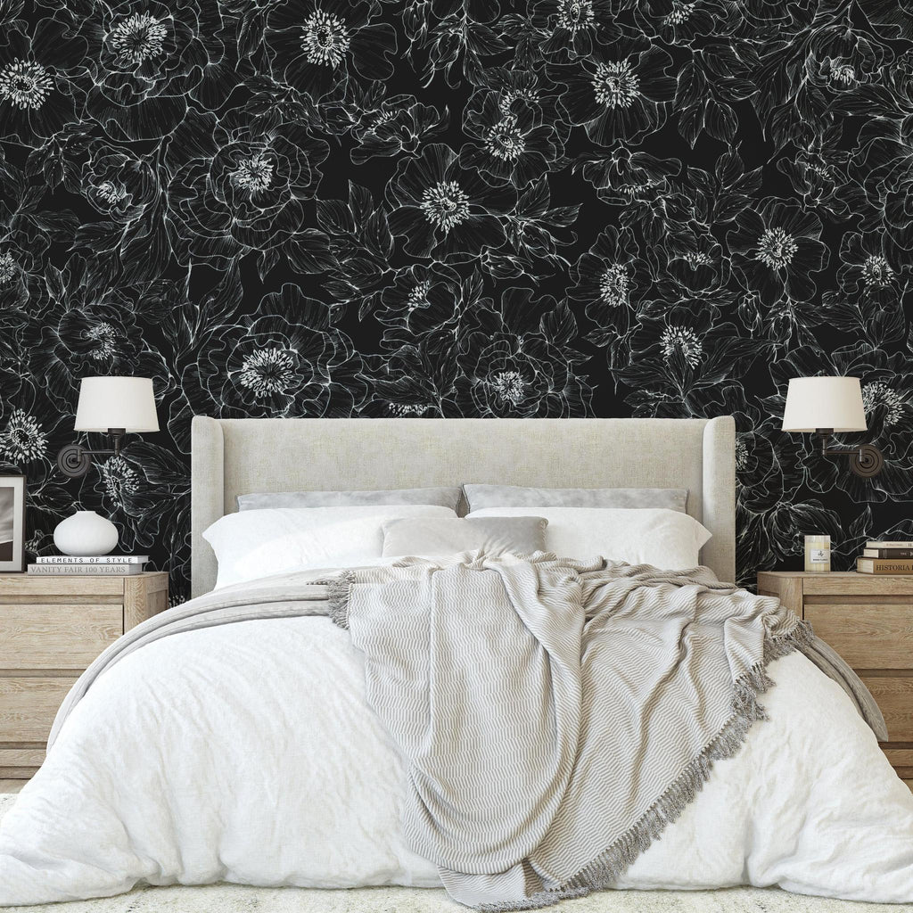 The Dutchess — Black &amp; White Floral Wallpaper