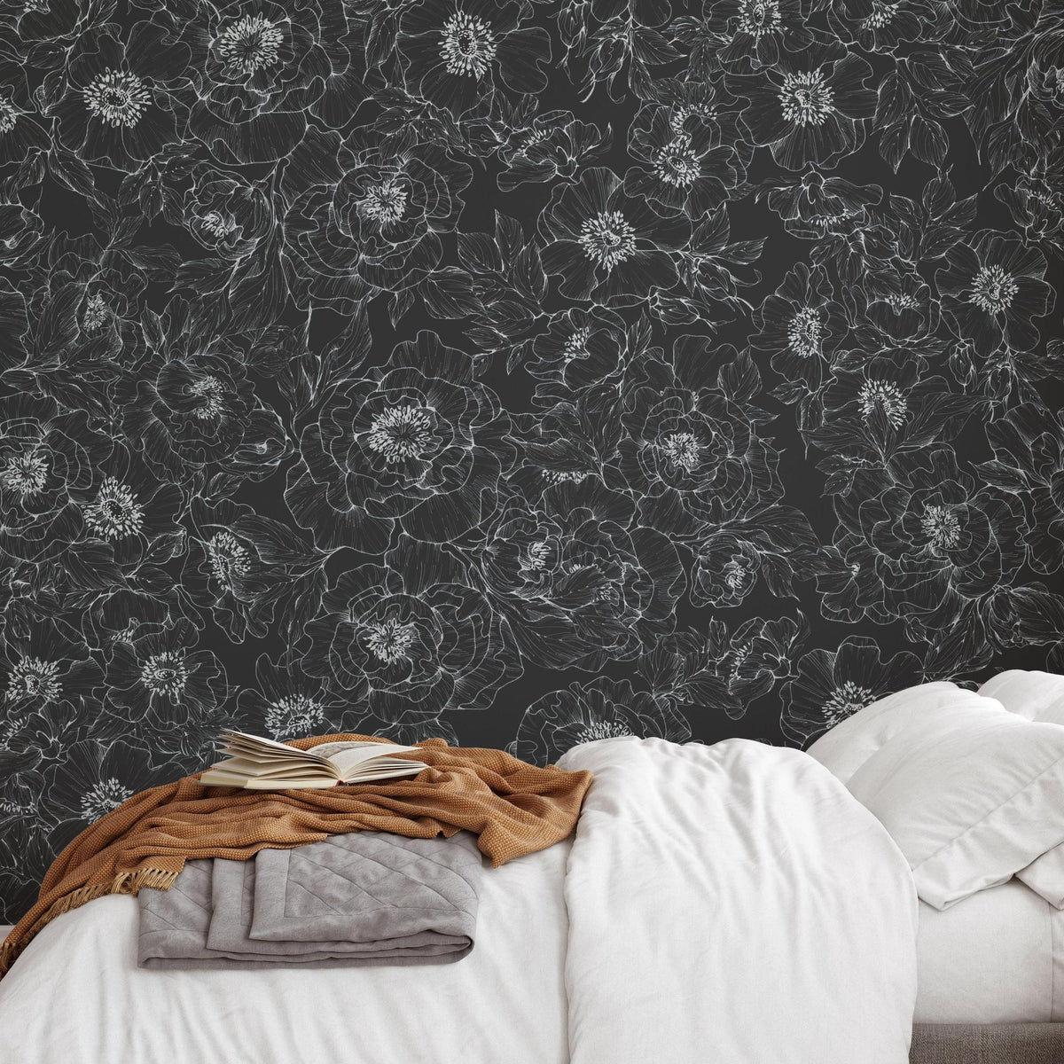 The Dutchess — Black &amp; White Floral Wallpaper